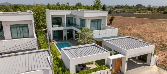 Moradia T4 em Pattaya, Thailand N.º 26118 2