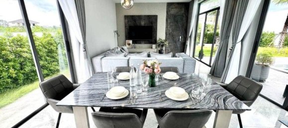 4 bedrooms House in Pattaya, Thailand No. 26118 8