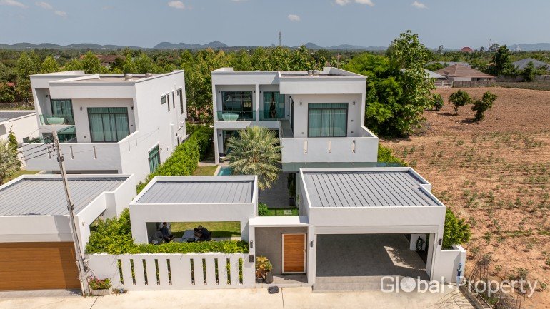 Moradia T4 em Pattaya, Thailand N.º 26118