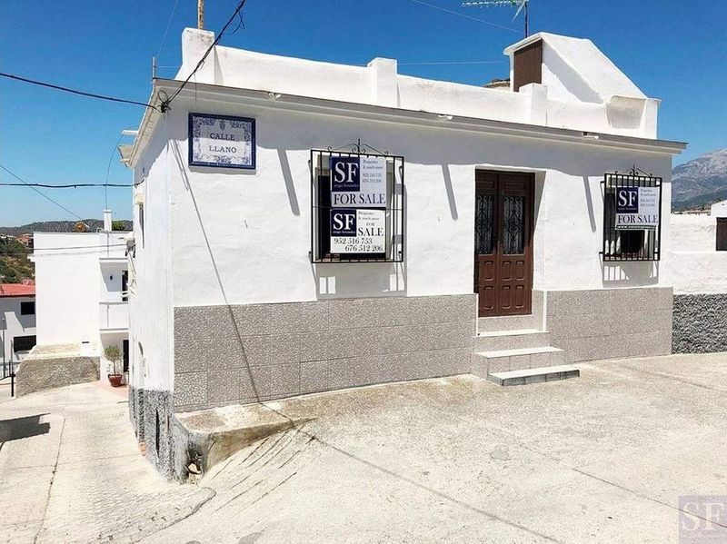 2 غرف نوم تاون هاوس في Competa, Spain رقم 221971