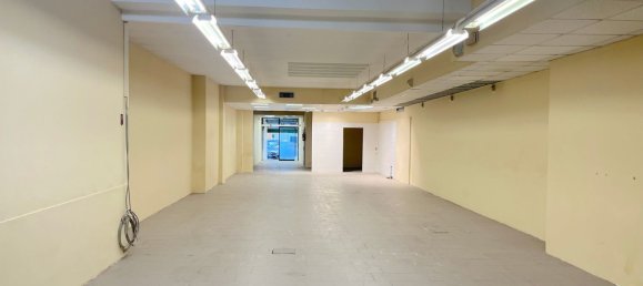 Propiedad comercial en Florence, Italy 210 m² No. 90924 11