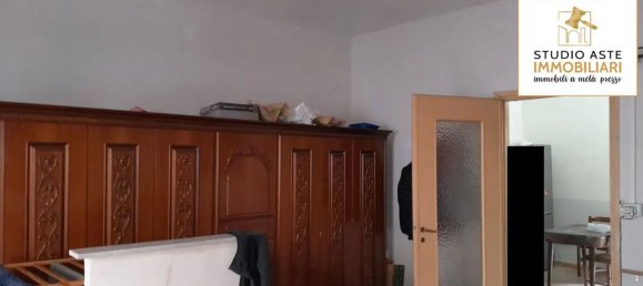 2 bedrooms Apartment in Turin, Italy No. 323617 12