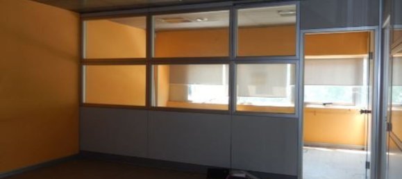 121m² Office in San Donato Milanese, Italy No. 358987 4