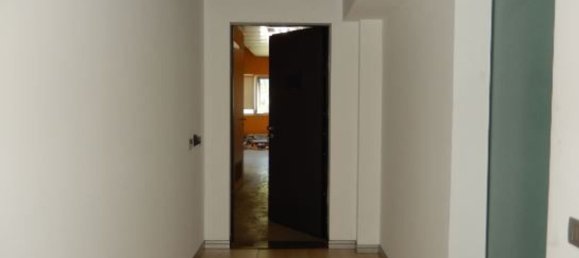 121m² Office in San Donato Milanese, Italy No. 358987 5