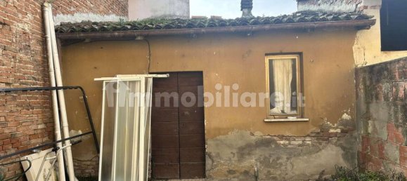 2 bedrooms House in San Giorgio Piacentino, Italy No. 217679 12