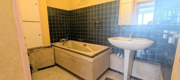 3 Schlafzimmer Wohnung in Sotteville-les-Rouen, France, Nr. 358221 6