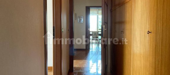 3 bedrooms Apartment in Mantua, Italy No. 380845 7