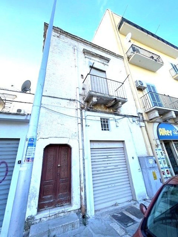 Квартира с 2 спальнями в Модуньо, Италия № 337736