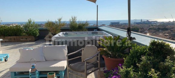 3 bedrooms Penthouse in Livorno, Italy No. 271418 6