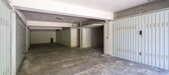  مرآب في Letojanni, Italy 102متر مربع رقم 77103 22