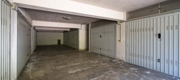  مرآب في Letojanni, Italy 102متر مربع رقم 77103 24