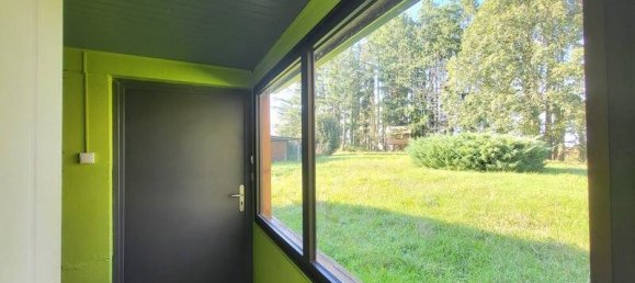 3 Schlafzimmer Haus in La Chapelle-Hugon, France, Nr. 230024 11