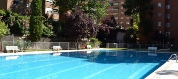 4 bedrooms Apartment in Madrid, Spain No. 21292 3