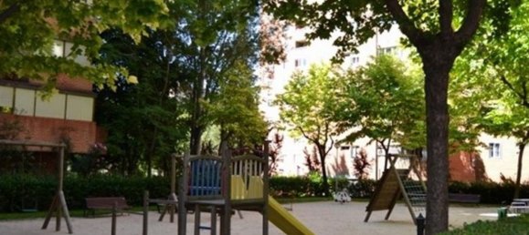 4 bedrooms Apartment in Madrid, Spain No. 21292 6