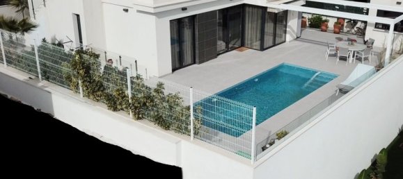5 bedrooms Villa in Polop, Spain No. 183564 4