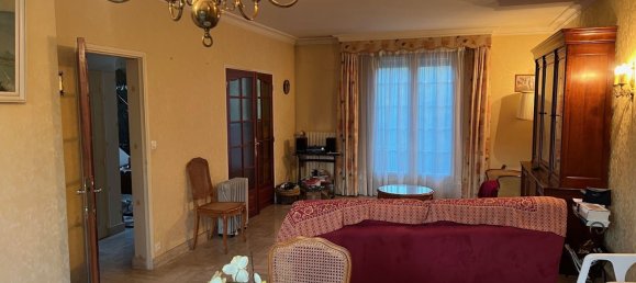 Дом с 3 спальнями в Шамбре-ле-Тур, Франция № 47965 3