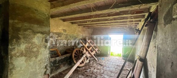 2 bedrooms House in Arezzo, Italy No. 71299 16