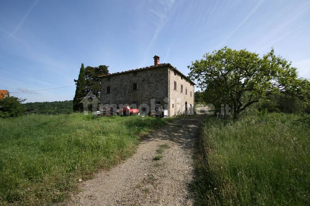 2 bedrooms House in Arezzo, Italy No. 71299