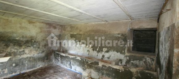 2 bedrooms House in Arezzo, Italy No. 71299 19