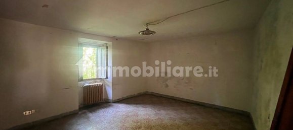 2 bedrooms House in Arezzo, Italy No. 71299 35