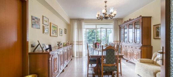 4-salle Appartement à Messina, Italy No. 34881 22