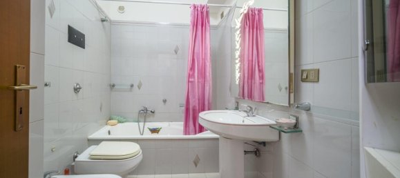 4-salle Appartement à Messina, Italy No. 34881 17