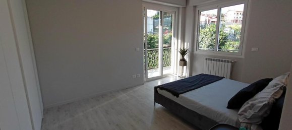 3-salle Appartement à Sanremo, Italy No. 232751 12
