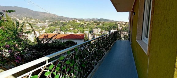 3-salle Appartement à Sanremo, Italy No. 232751 16