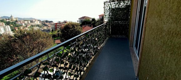 3-salle Appartement à Sanremo, Italy No. 232751 6