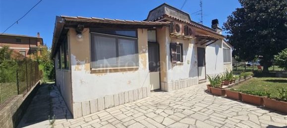 4-Zimmer Villa in Aprilia, Italy, Nr. 307131 11