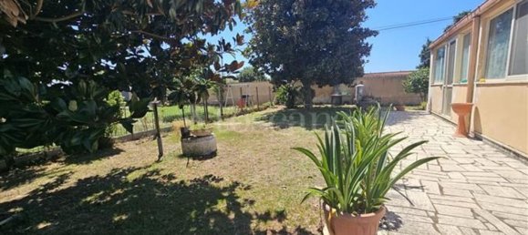 4-Zimmer Villa in Aprilia, Italy, Nr. 307131 4