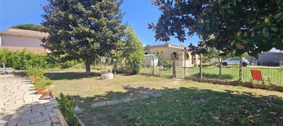 4-Zimmer Villa in Aprilia, Italy, Nr. 307131 5