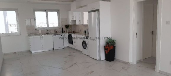 4 bedrooms Apartment in Larnaca, Cyprus No. 5099 8