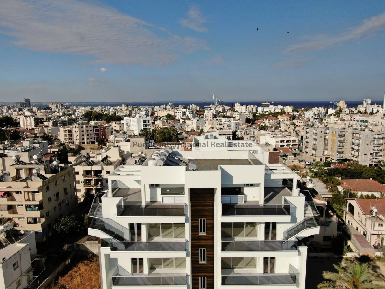 4 bedrooms Apartment in Larnaca, Cyprus No. 5099