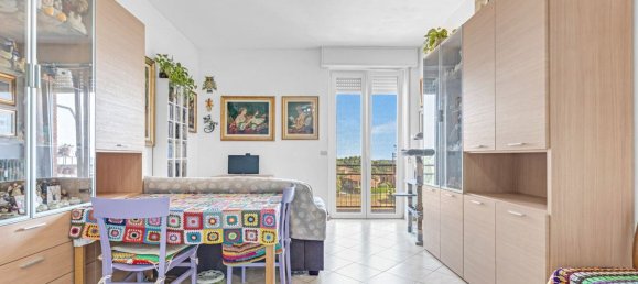 Apartamento de 3 divisões em Verano Brianza, Italy N.º 278093 2