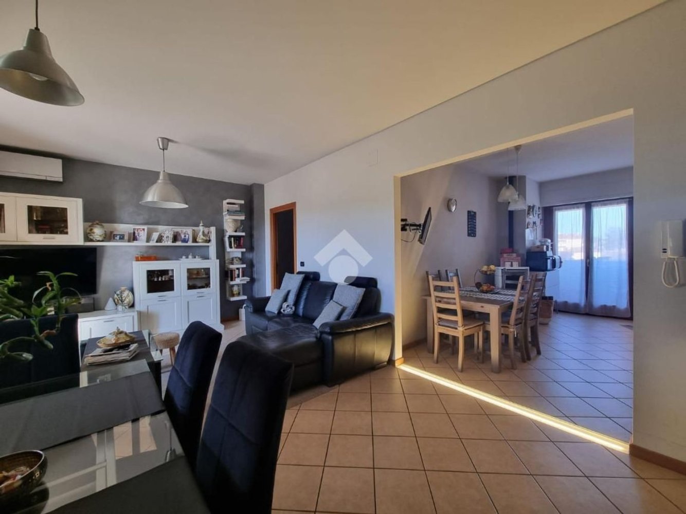 4 rooms Apartment in Notaresco, Italy No. 183677