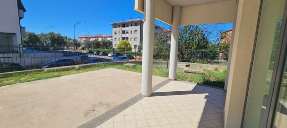 60m² Commercial property in Viterbo, Italy No. 285665 18