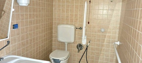 60m² Commercial property in Viterbo, Italy No. 285665 12