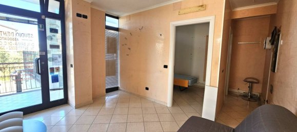 60m² Commercial property in Viterbo, Italy No. 285665 6