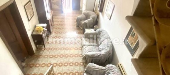 4 bedrooms House in Carrara, Italy No. 41475 2