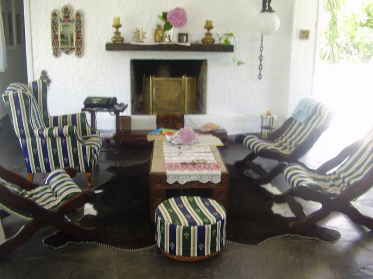 Дом с 4 спальнями в Мальдонадо, Уругвай № 5027