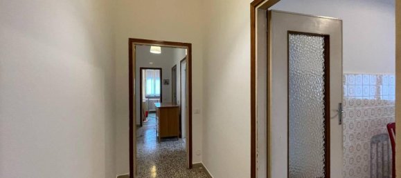 Квартира с 3 комнатами в Лоди, Италия № 26749 15