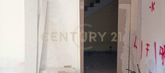 2 bedrooms Castles in Misterbianco, Italy No. 265448 12