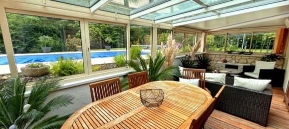 4 bedrooms House in Egletons, France No. 99662 3