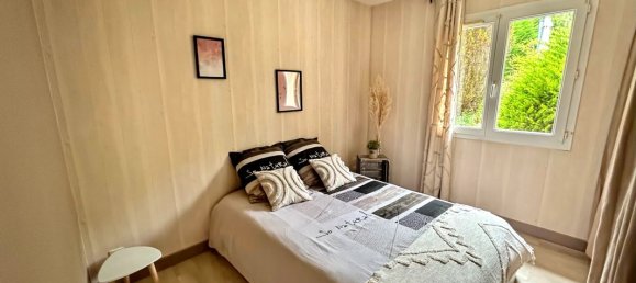 4 bedrooms House in Egletons, France No. 99662 6