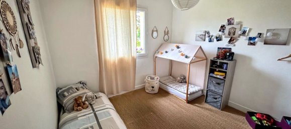 4 bedrooms House in Egletons, France No. 99662 7