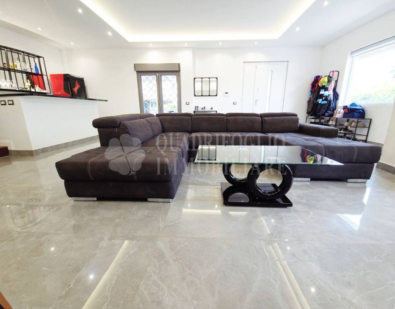 4 غرف نوم فيلا في Rome, Italy رقم 386907