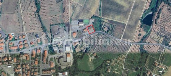 Склад 784м² в Лоро Чуффенна, Италия № 325353 19