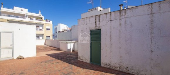 Квартира с 4 спальнями в Маон, Испания № 1635 10