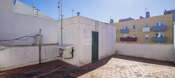 Квартира с 4 спальнями в Маон, Испания № 1635 9